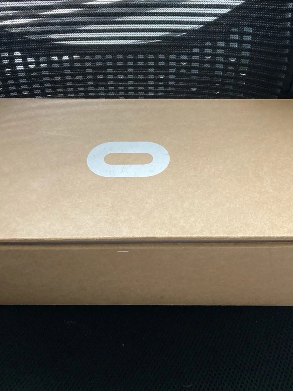 Oculus Quest Series Standalone VR Headset in White and Black